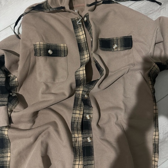 Women's Tan Hooded Jacket - Picture 5 of 7